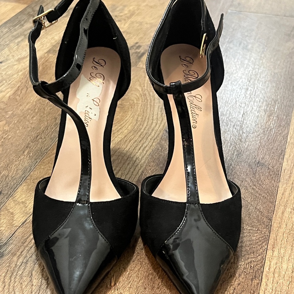 De Blossom Collection Black Patent T-Strap Heels